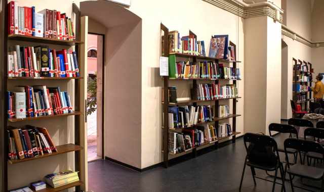 Bari, apre una biblioteca nel Palazzo della Citt: Il Comune diventi luogo di partecipazione